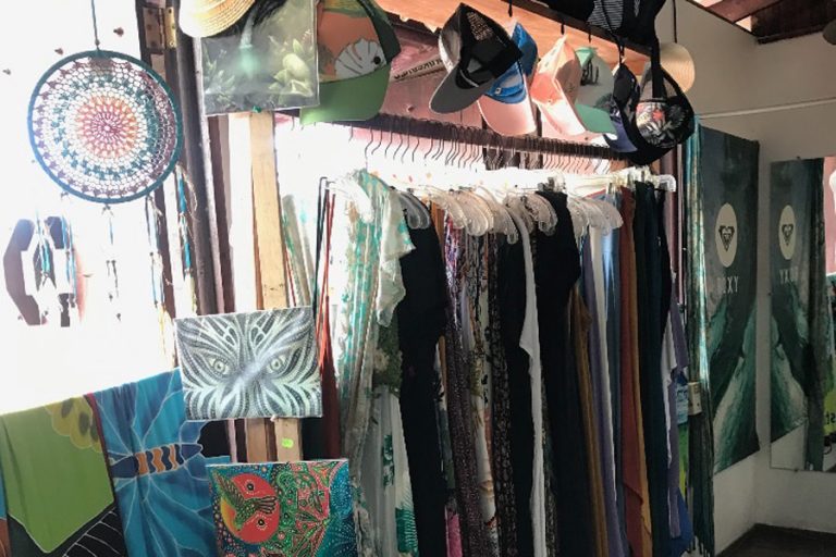 Cosas del Mundo 3 768x512