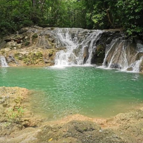 Lajas Waterfall in Montezuma