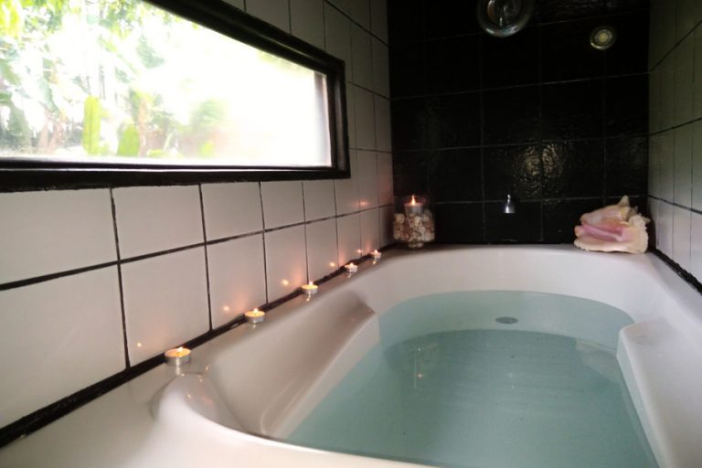 Toucan Hill House 2 768x512